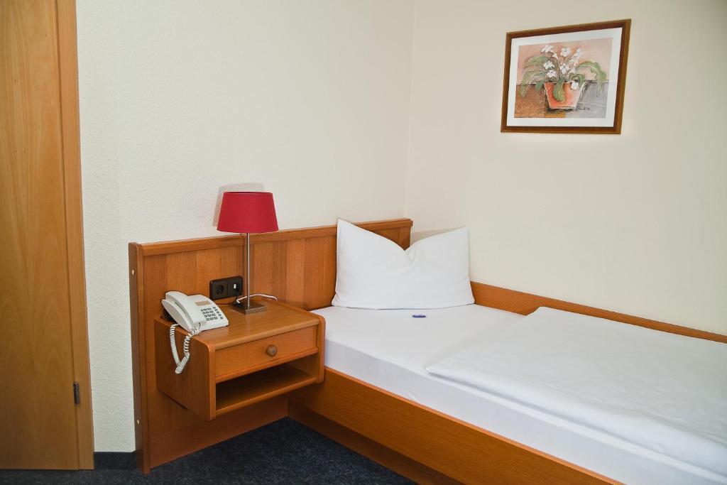 Hotel Saechsisches Haus Berggiesshubel Номер фото