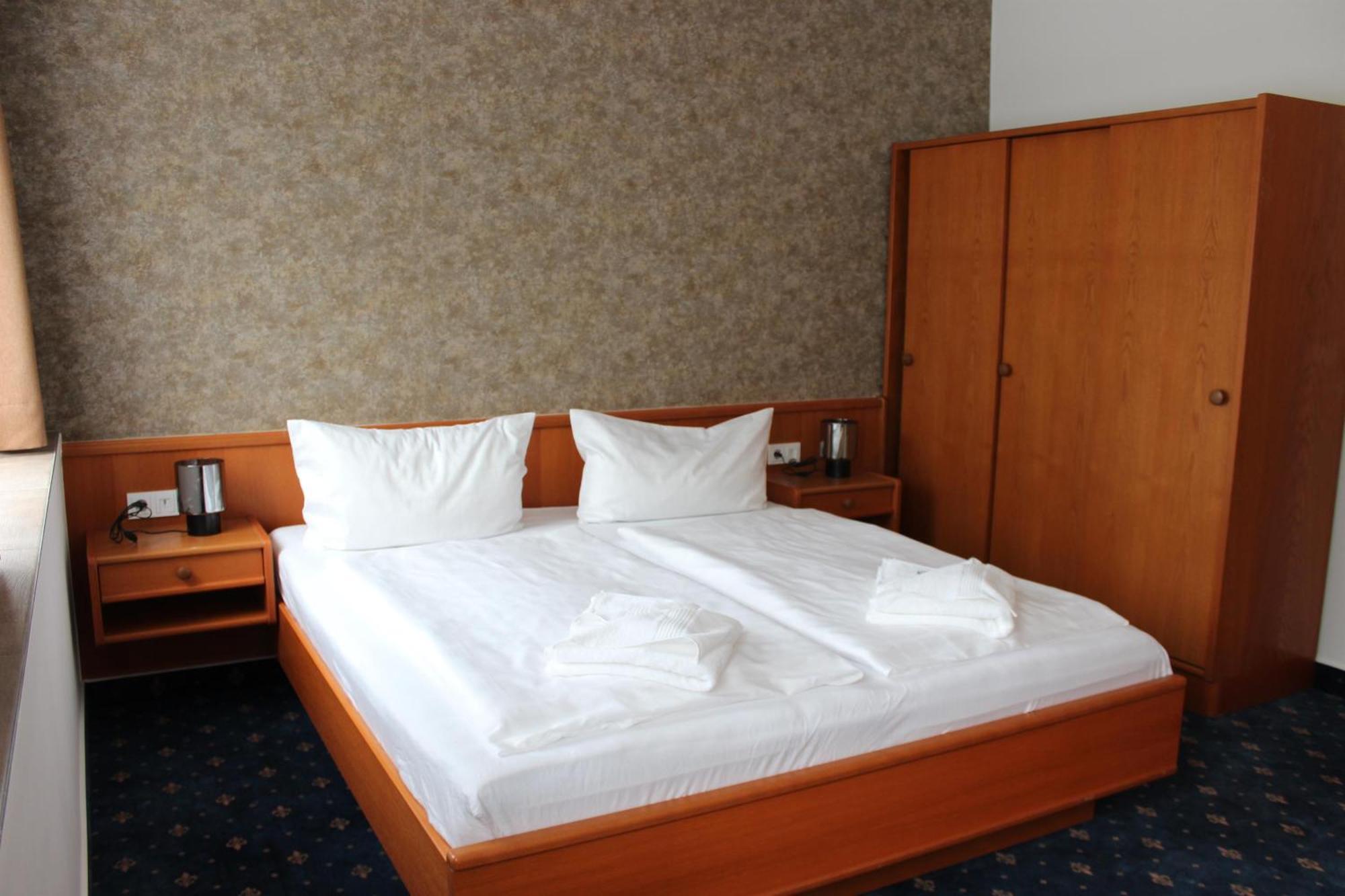 Hotel Saechsisches Haus Berggiesshubel Экстерьер фото