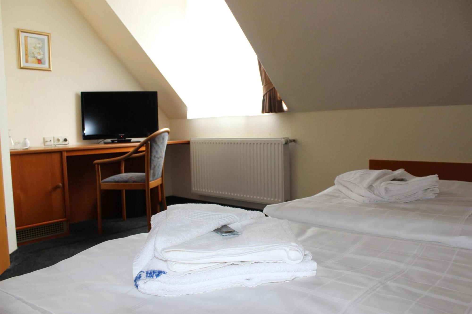 Hotel Saechsisches Haus Berggiesshubel Экстерьер фото