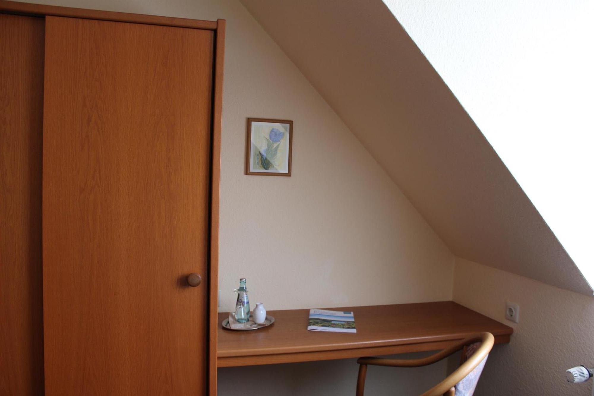 Hotel Saechsisches Haus Berggiesshubel Экстерьер фото
