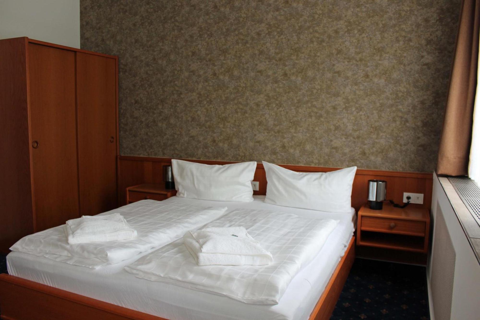 Hotel Saechsisches Haus Berggiesshubel Экстерьер фото